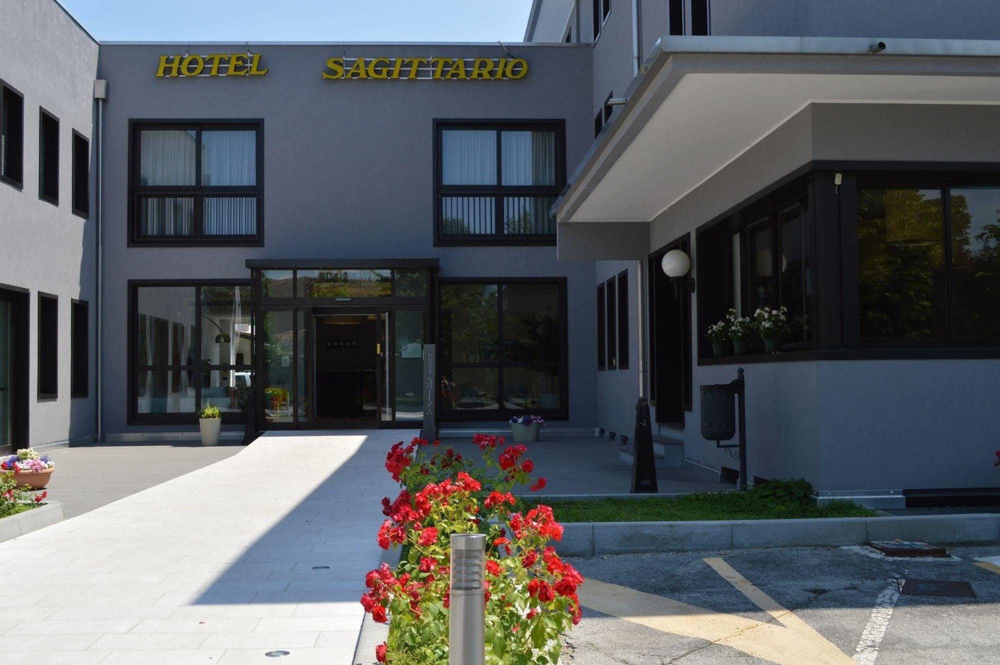 Hotel Sagittario Padova Esterno foto
