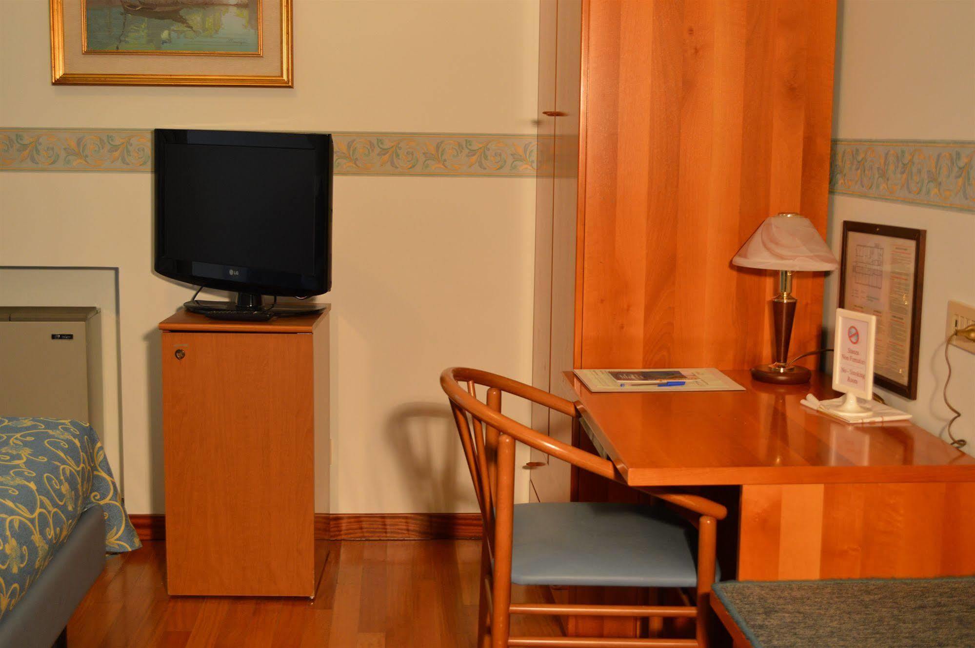 Hotel Sagittario Padova Esterno foto