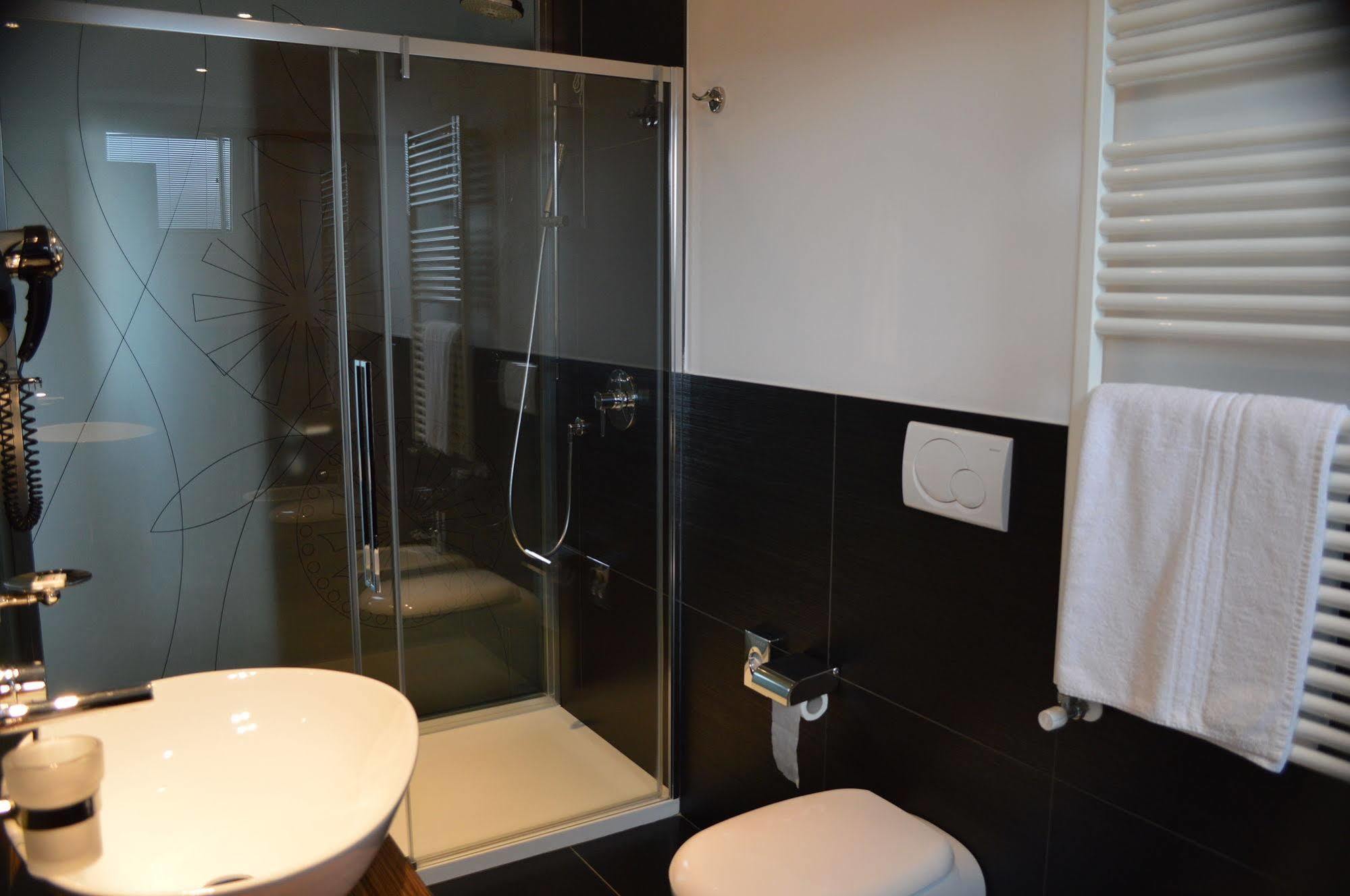 Hotel Sagittario Padova Esterno foto