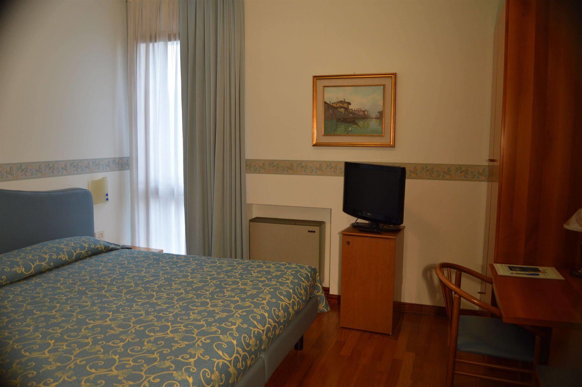 Hotel Sagittario Padova Esterno foto