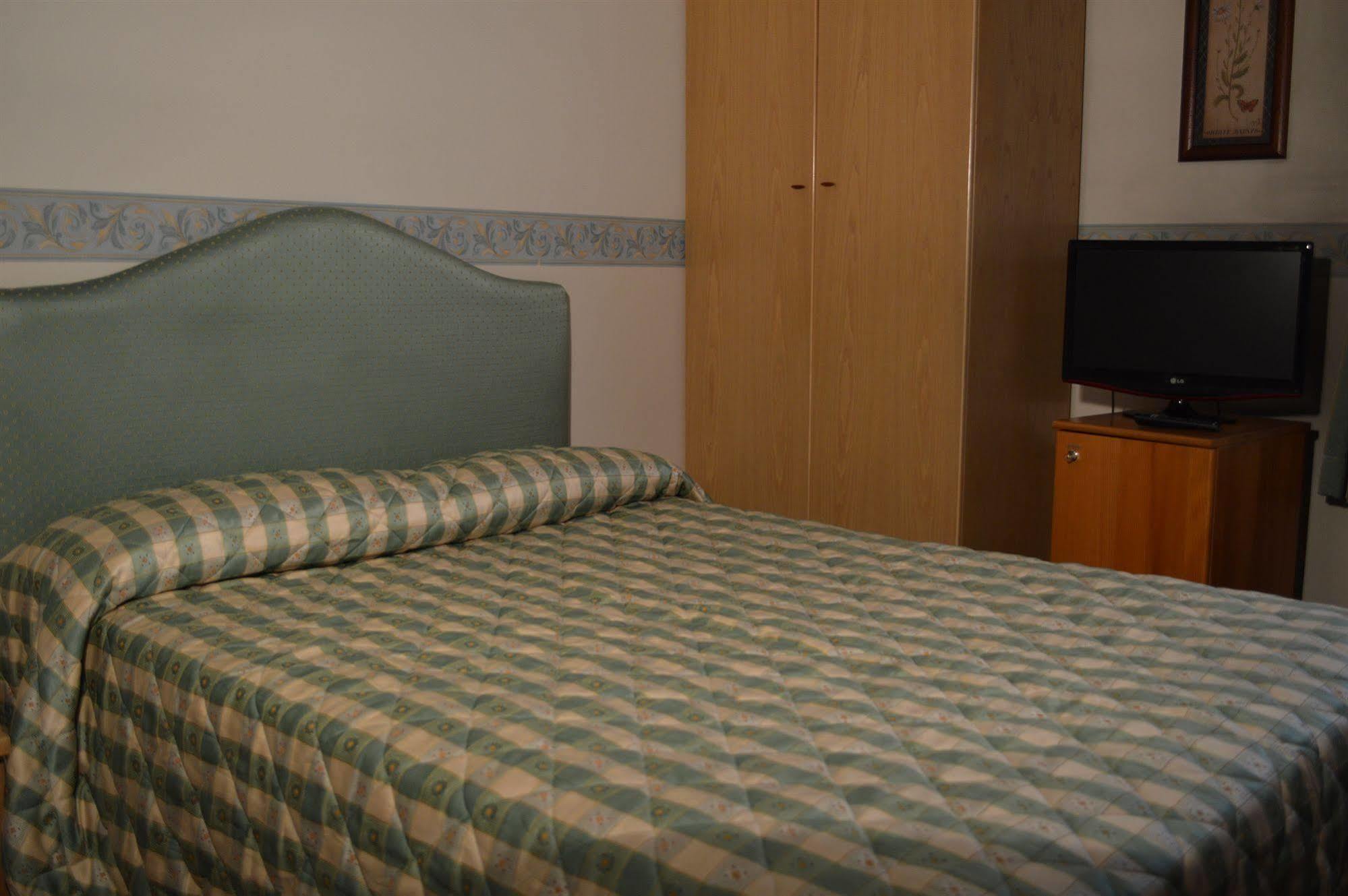 Hotel Sagittario Padova Esterno foto